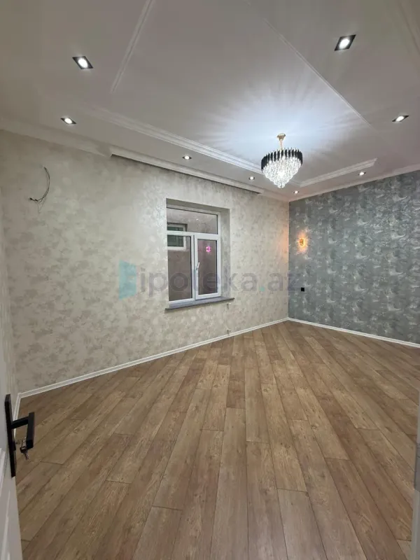 Satılır 5 otaqlı həyət evi 180 m²