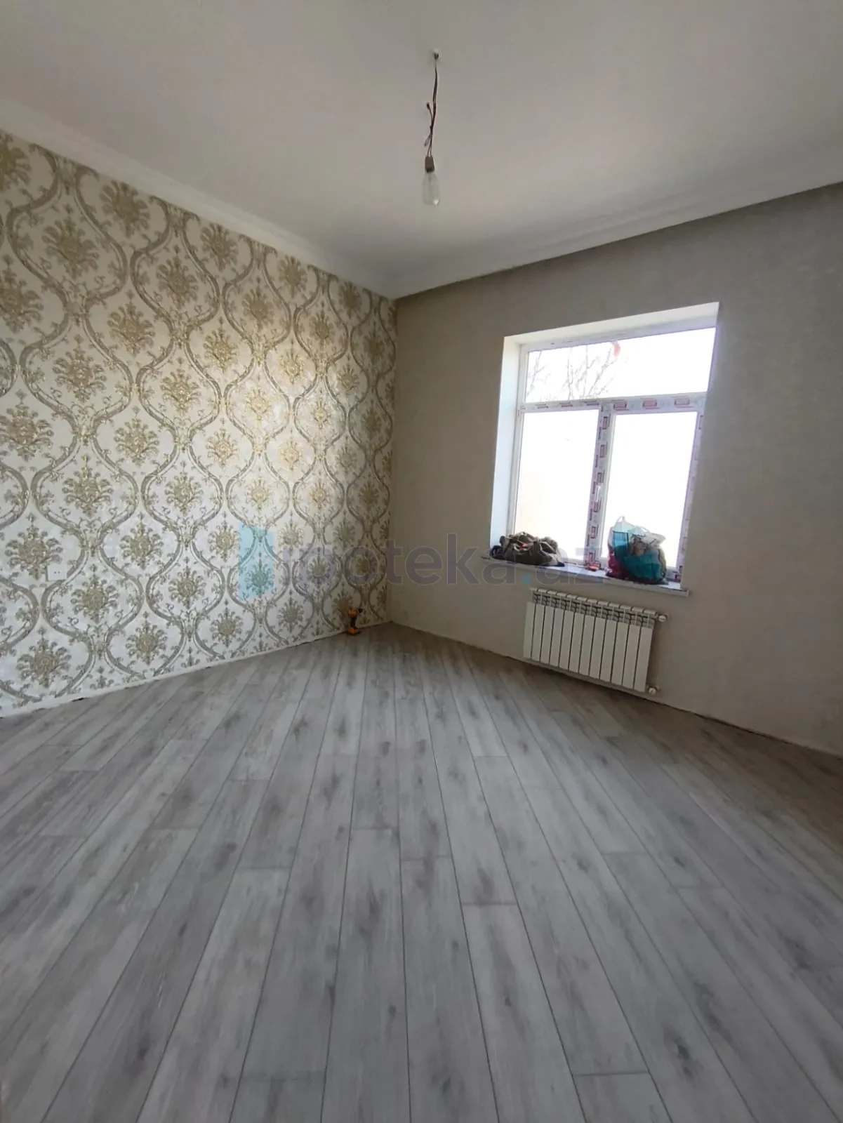 Satılır 5 otaqlı həyət evi 220 m²