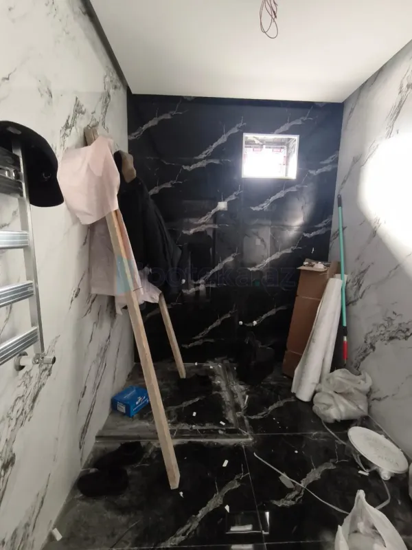 Satılır 5 otaqlı həyət evi 220 m²