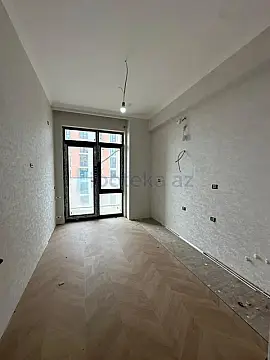 Satılır 3 otaqlı yeni tikili 85.7 m²