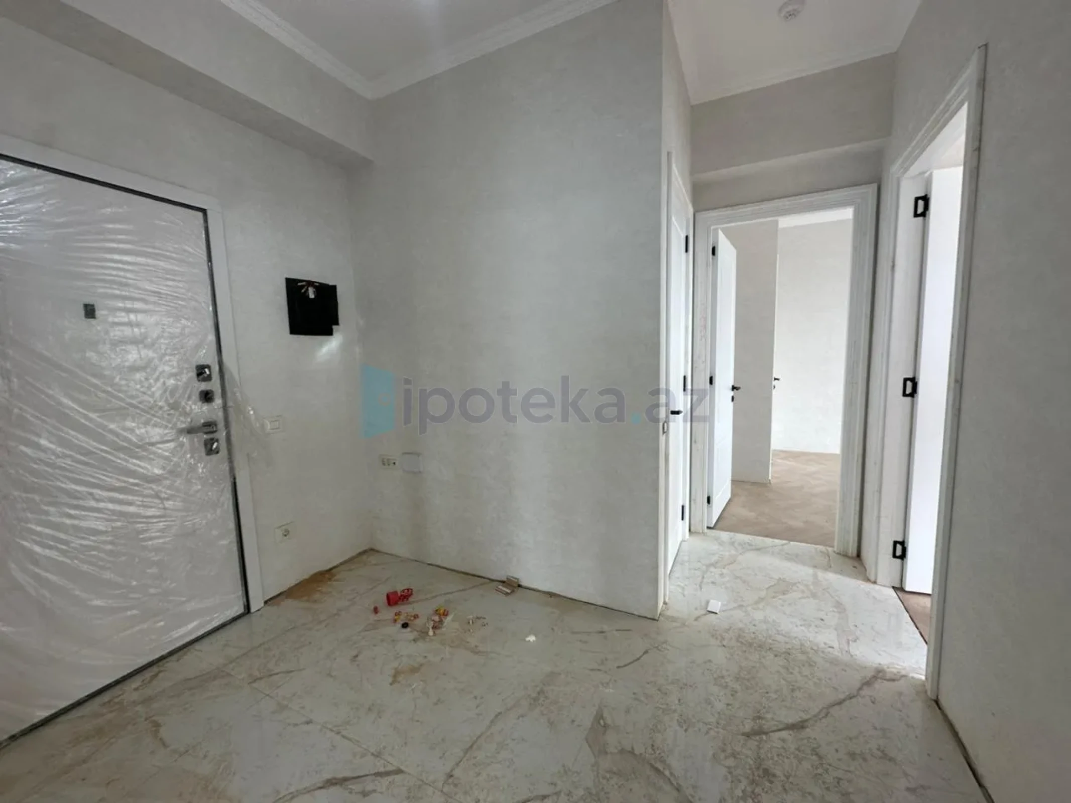 Satılır 3 otaqlı yeni tikili 85.7 m²