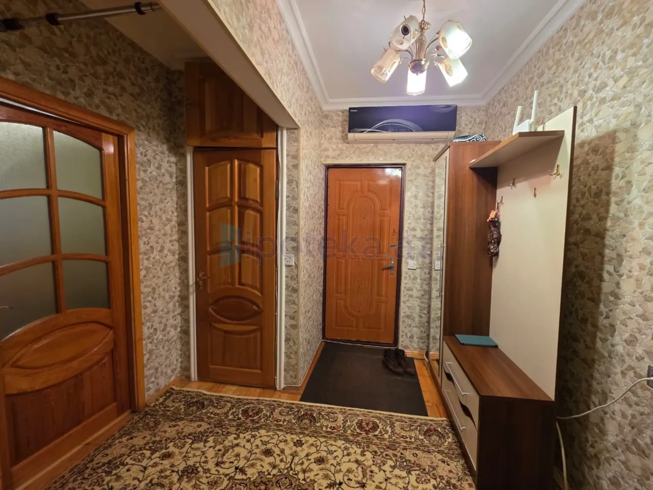 Satılır 3 otaqlı köhnə tikili 80 m²