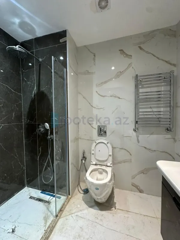Satılır 3 otaqlı yeni tikili 71.14 m²