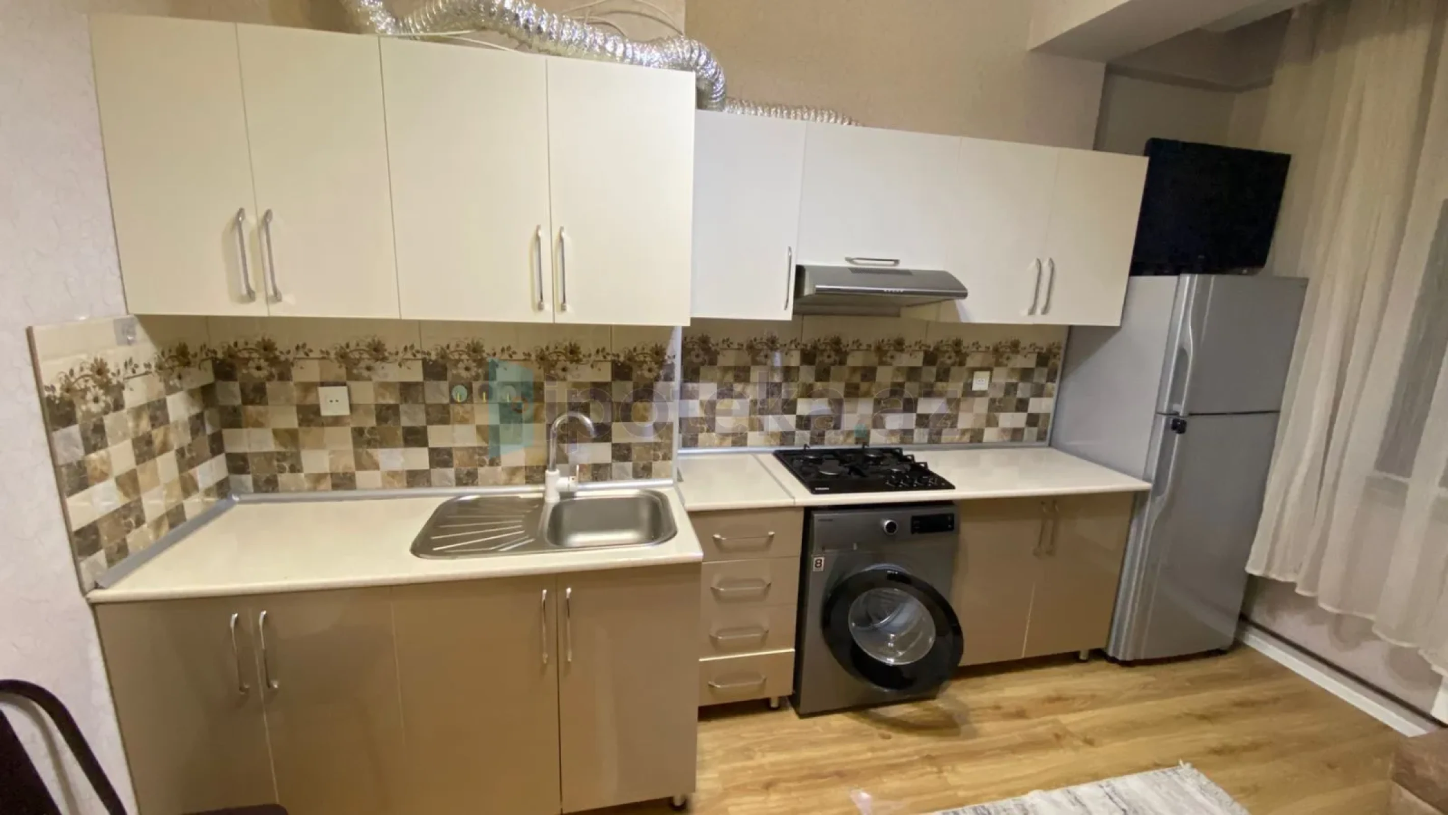 Satılır 2 otaqlı yeni tikili 50 m²