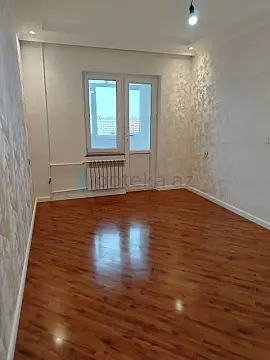 Satılır 2 otaqlı köhnə tikili 60 m²
