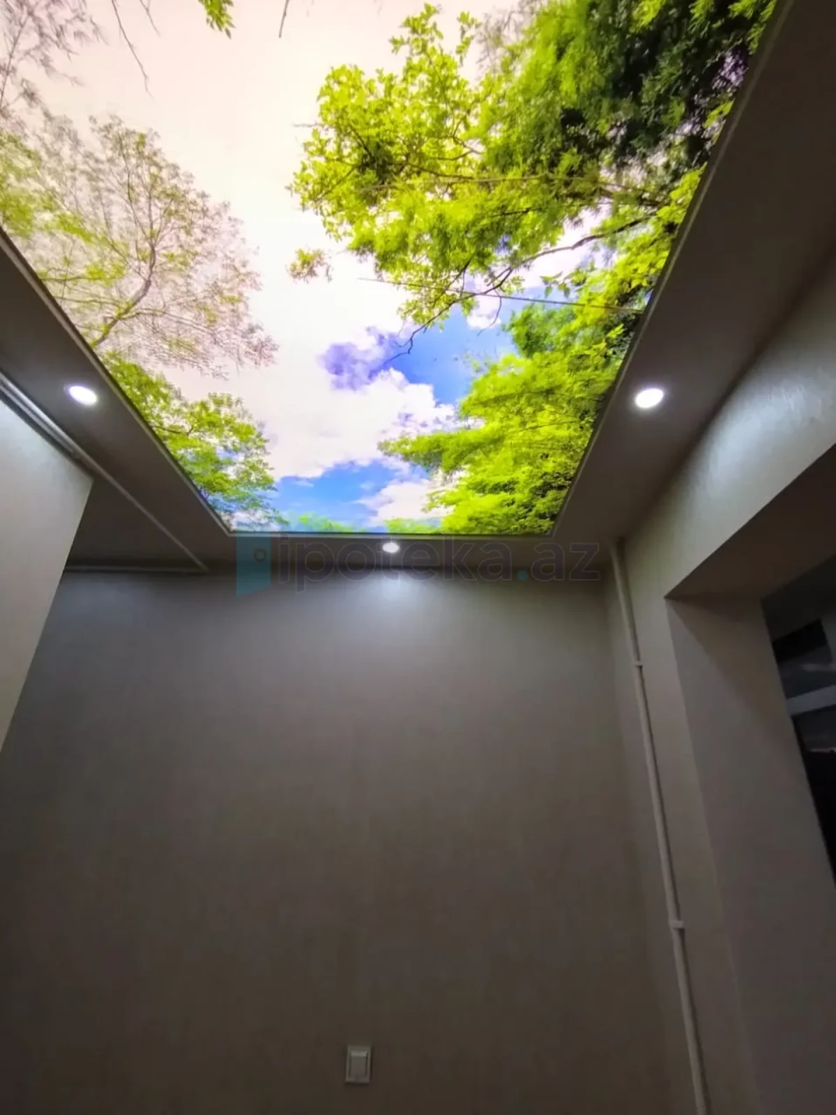 Satılır 2 otaqlı köhnə tikili 60 m²