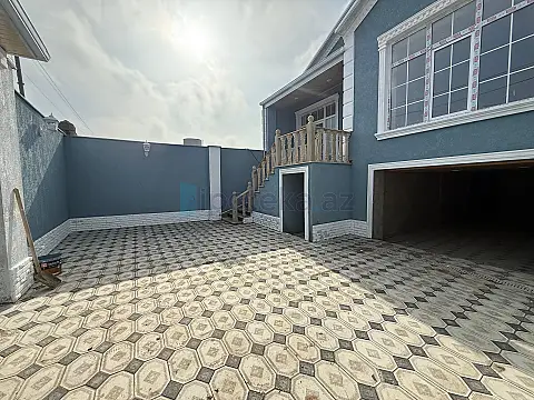 Satılır 4 otaqlı həyət evi 220 m²