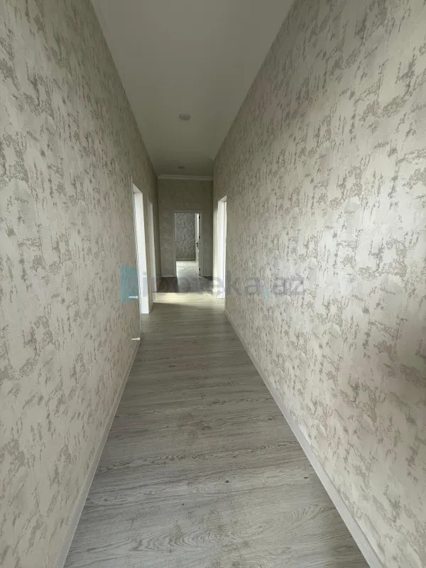 Satılır 4 otaqlı həyət evi 220 m²