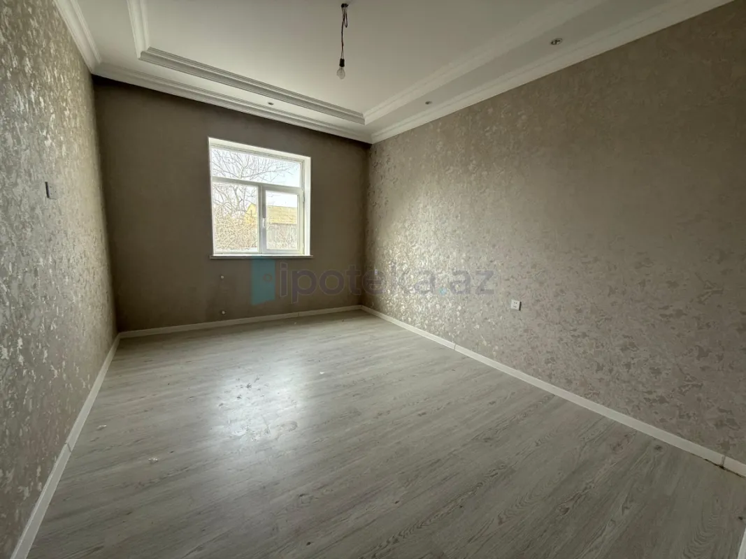 Satılır 4 otaqlı həyət evi 220 m²