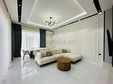 Satılır 4 otaqlı mənzil 160 m²