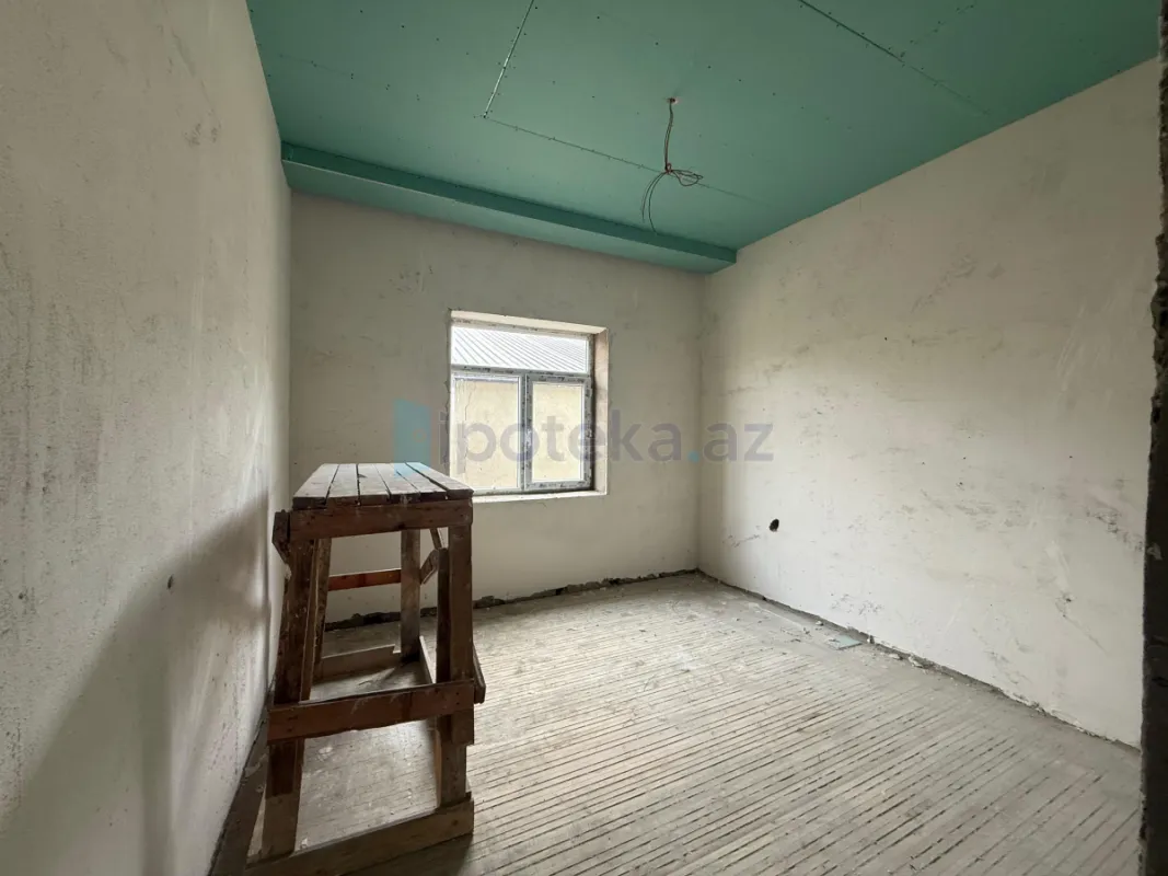 Satılır 3 otaqlı həyət evi 100 m²