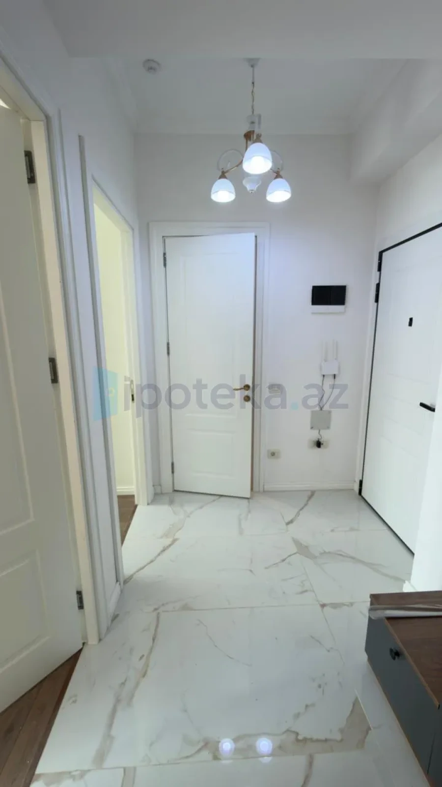 Satılır 3 otaqlı yeni tikili 56 m²
