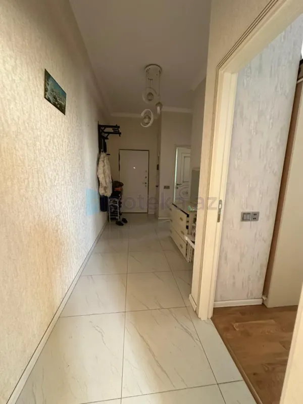 Satılır 2 otaqlı yeni tikili 64 m²
