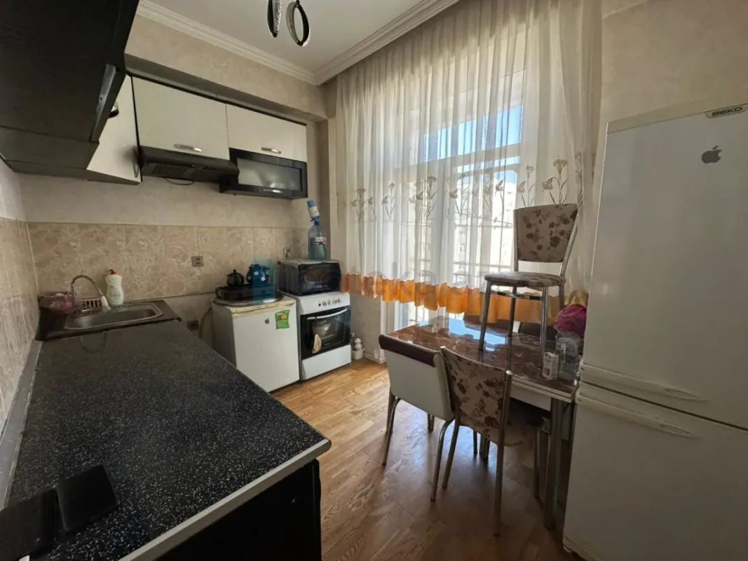 Satılır 2 otaqlı yeni tikili 64 m²