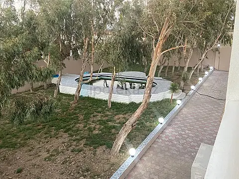 Satılır 4 otaqlı həyət evi 160 m²
