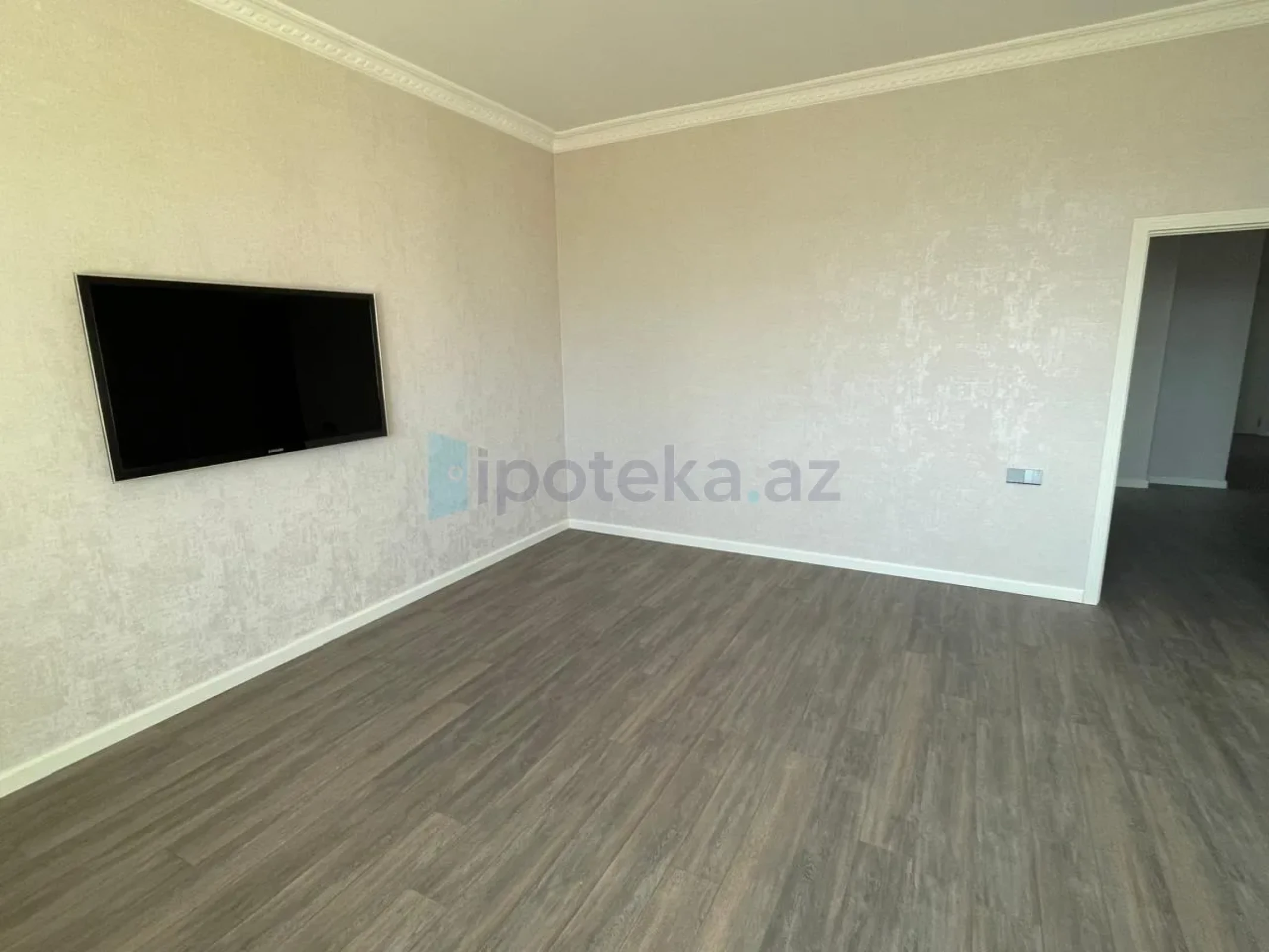 Satılır 3 otaqlı yeni tikili 110 m²