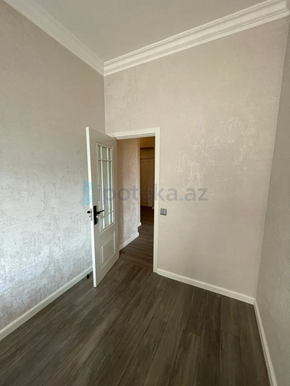 Satılır 3 otaqlı yeni tikili 110 m²