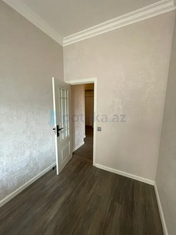 Satılır 3 otaqlı yeni tikili 110 m²