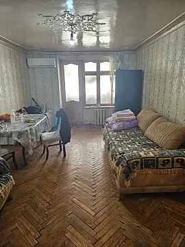Satılır 2 otaqlı köhnə tikili 42 m² — Bakı, Binəqədi 2 otaq 42.00 m²