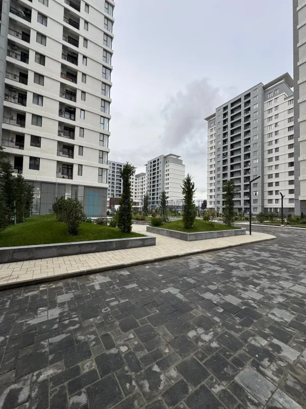 Satılır 4 otaqlı yeni tikili 175 m²