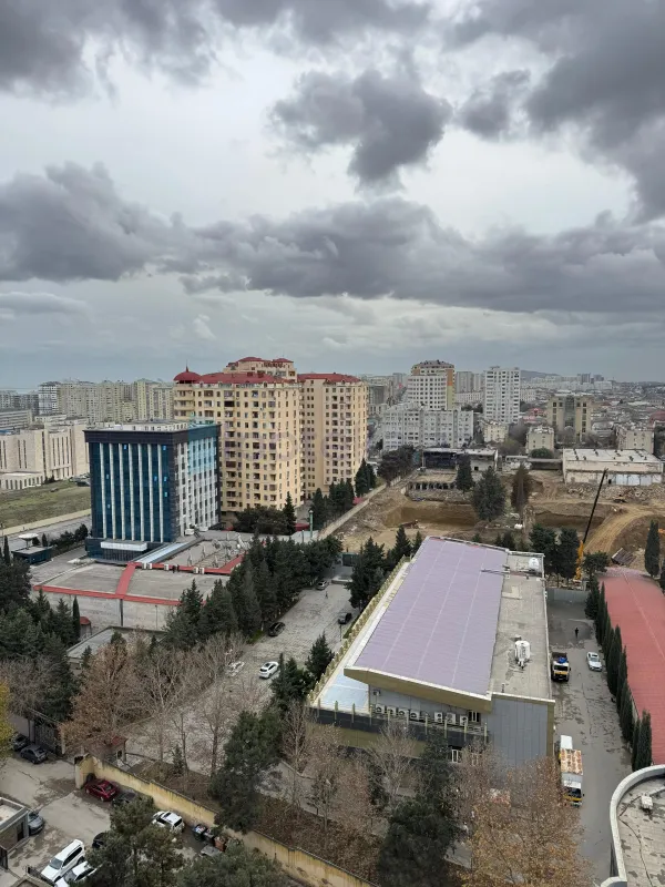 Satılır 4 otaqlı yeni tikili 175 m²