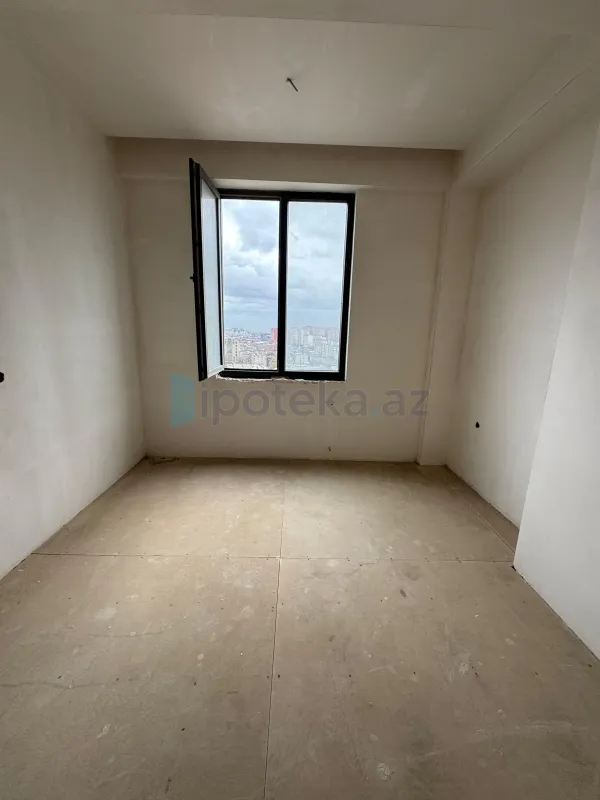 Satılır 4 otaqlı yeni tikili 175 m²