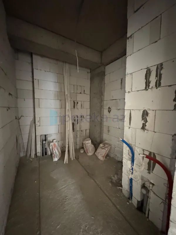 Satılır 4 otaqlı yeni tikili 175 m²