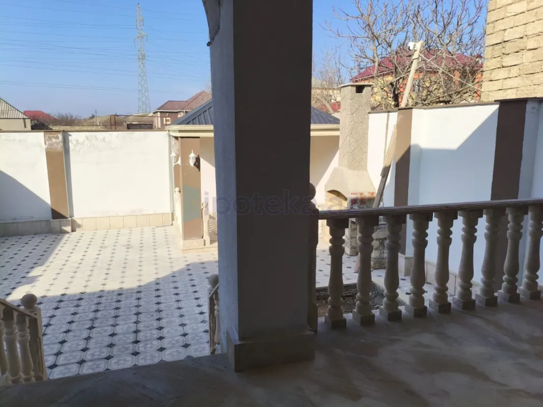 Satılır 4 otaqlı həyət evi 120 m²