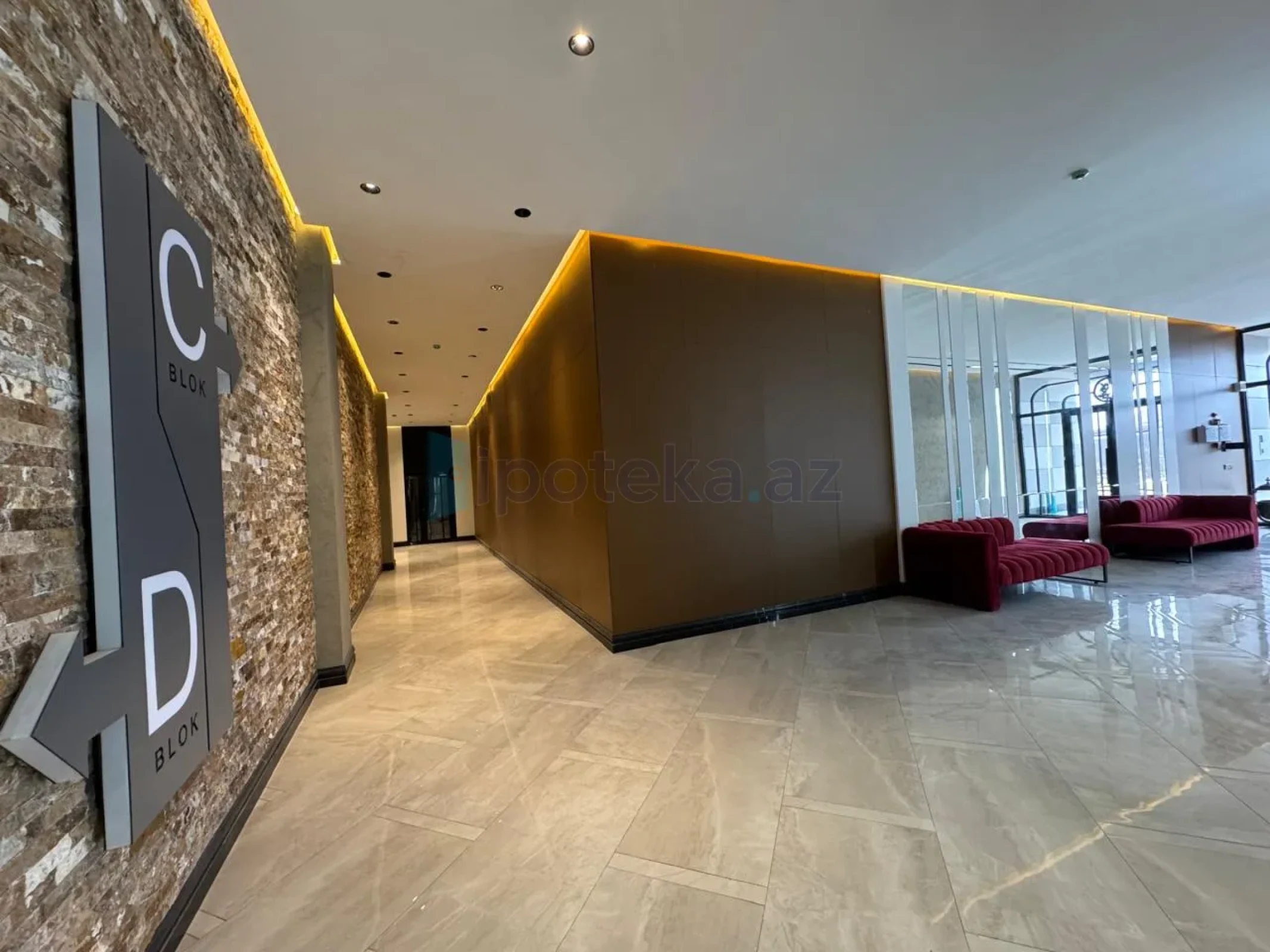 Satılır 3 otaqlı yeni tikili 110 m²