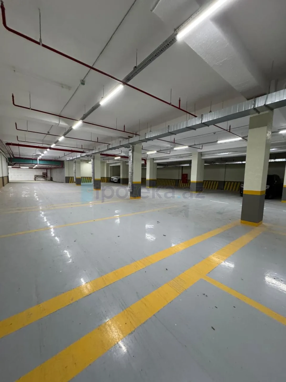 Satılır 3 otaqlı yeni tikili 110 m²