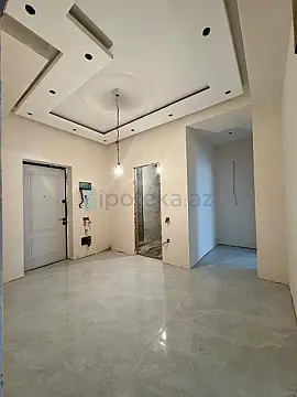 Satılır 3 otaqlı yeni tikili 110 m²