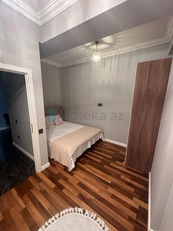 Satılır 3 otaqlı yeni tikili 105 m²