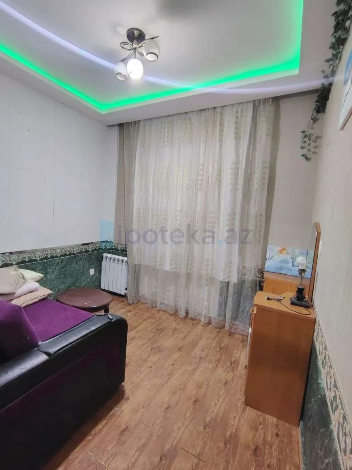 Satılır 3 otaqlı köhnə tikili 85 m²