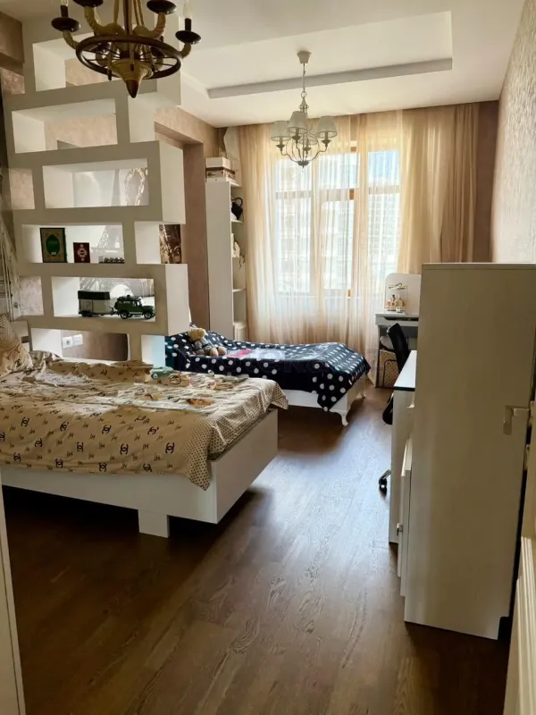 Satılır 3 otaqlı yeni tikili 115 m²
