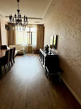 Satılır 3 otaqlı yeni tikili 115 m²