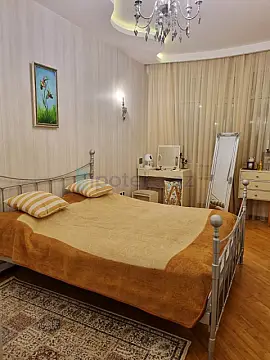 Satılır 3 otaqlı yeni tikili 100 m²