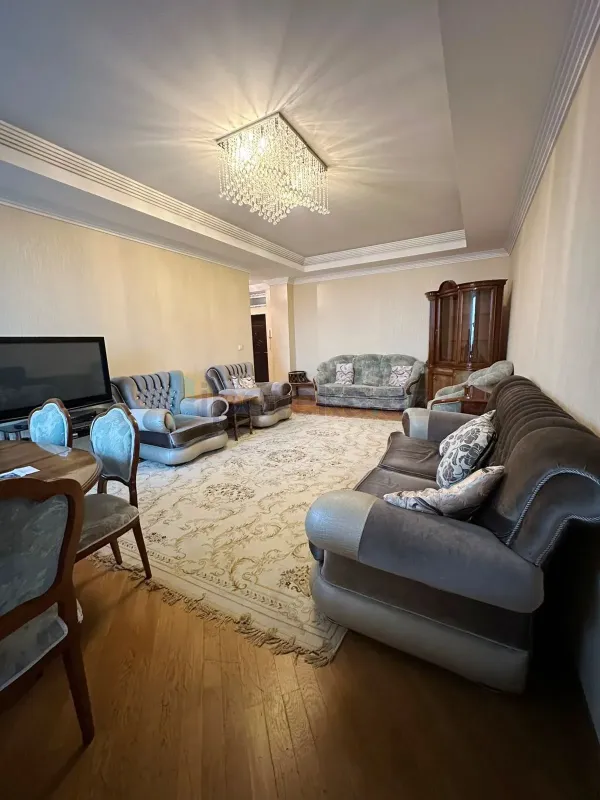Satılır 2 otaqlı yeni tikili 95 m²