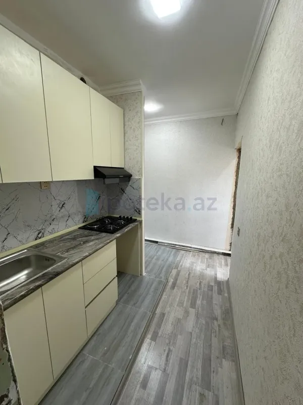 Satılır 2 otaqlı köhnə tikili 50 m²