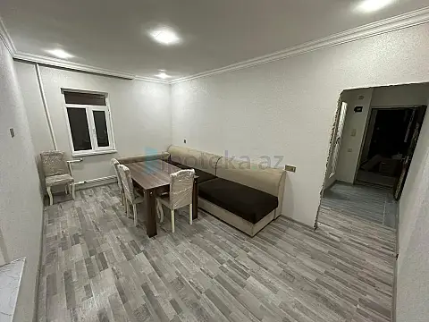 Satılır 2 otaqlı köhnə tikili 50 m²