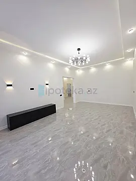 Satılır 4 otaqlı mənzil 170 m²