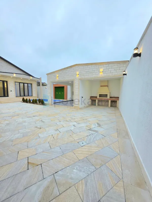 Satılır 4 otaqlı mənzil 170 m²