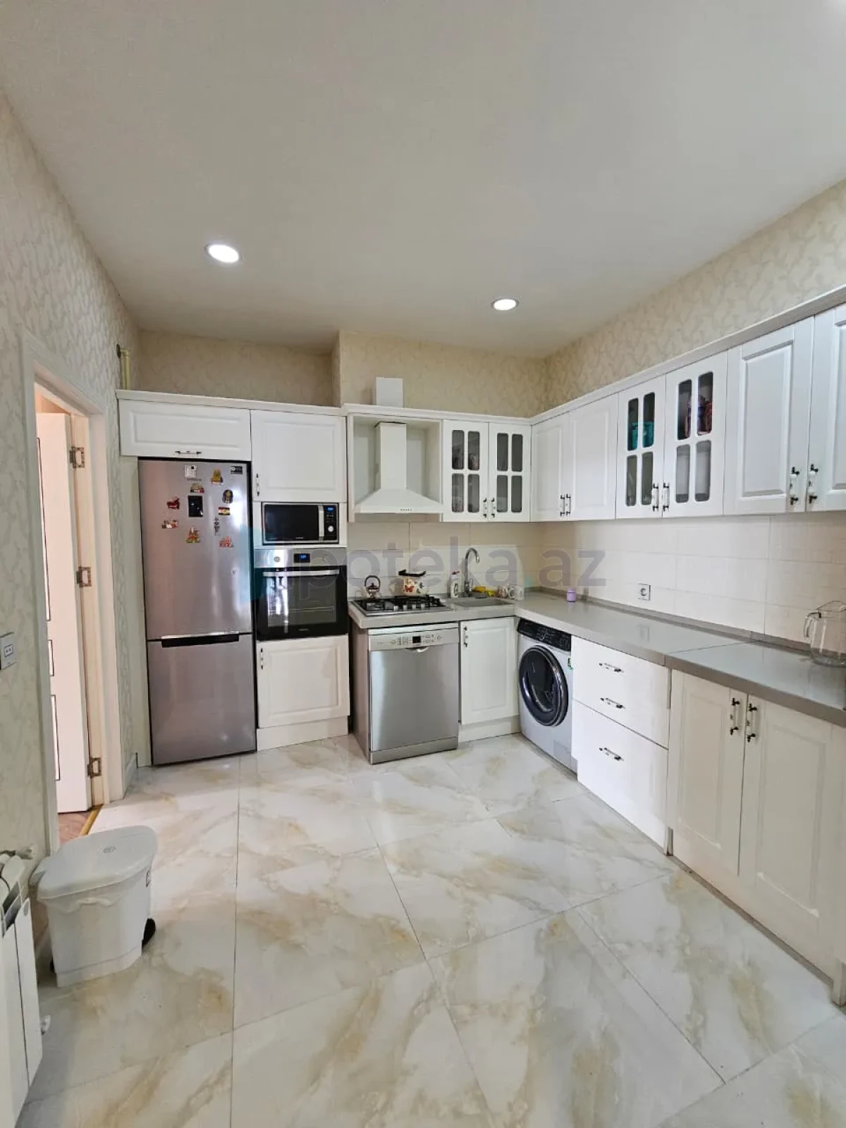 Satılır 4 otaqlı yeni tikili 132 m²