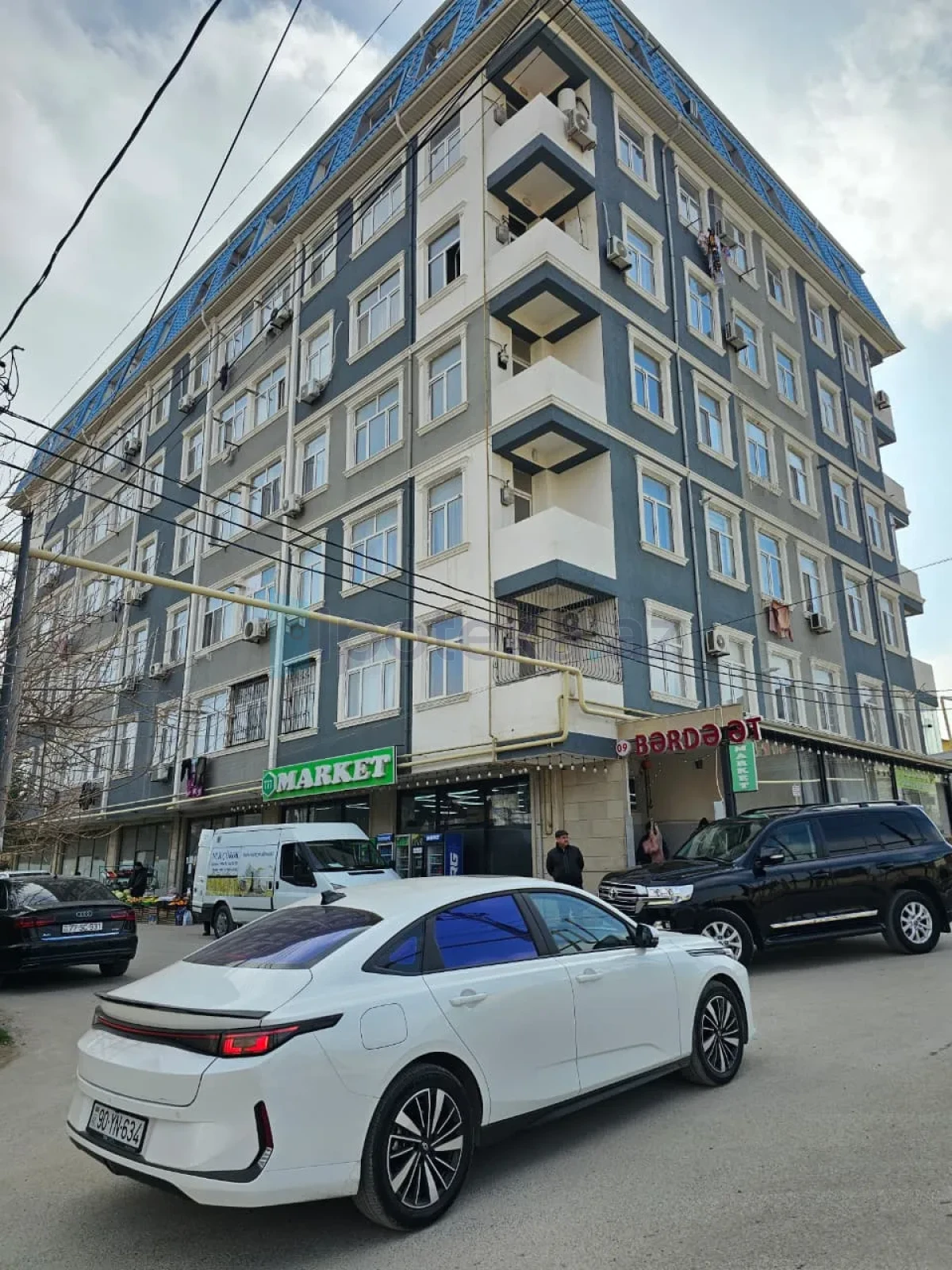 Satılır 2 otaqlı yeni tikili 52 m²