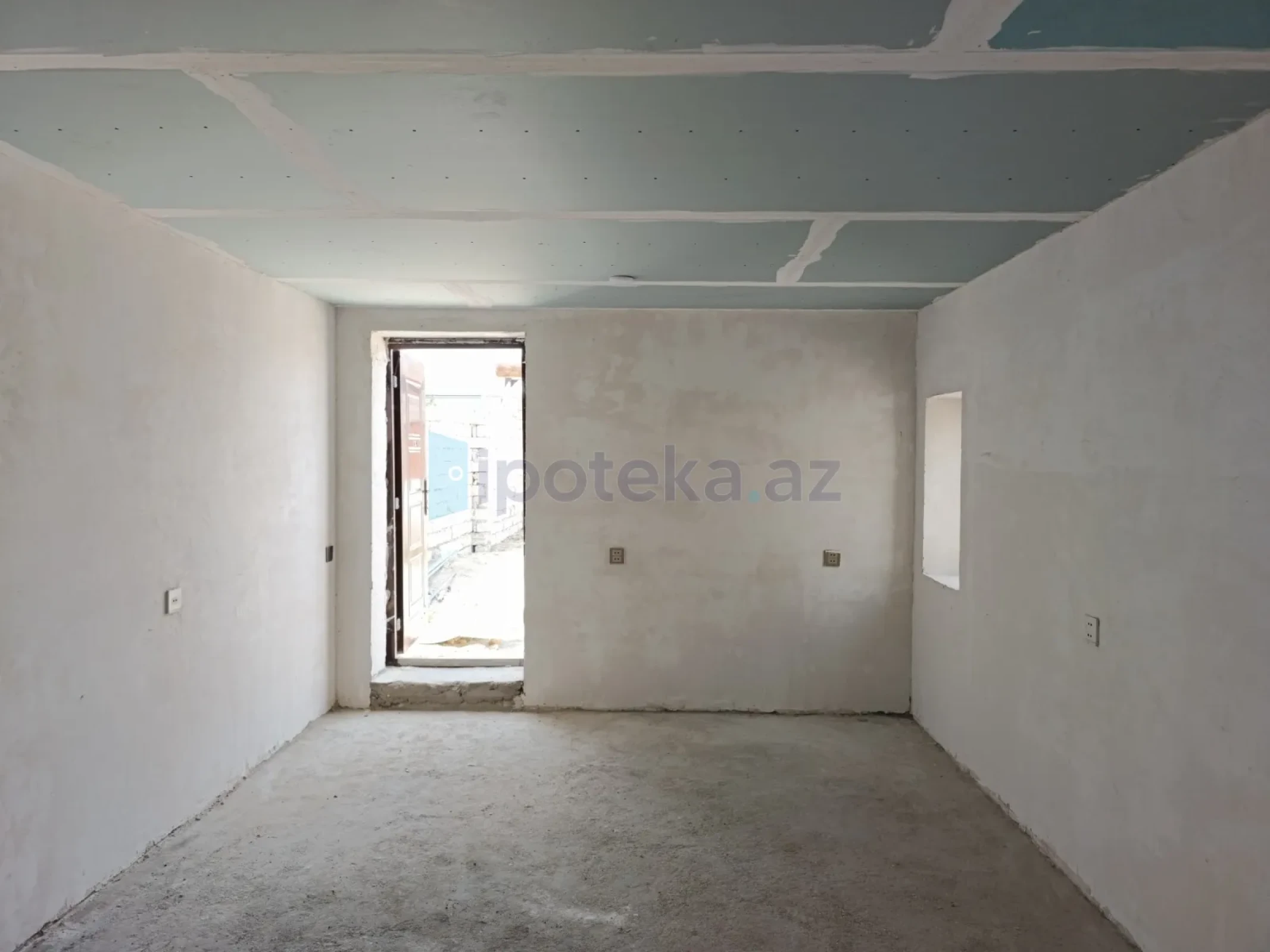 Satılır 1 otaqlı həyət evi 30 m²