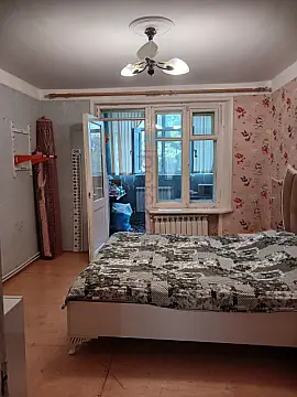 Satılır 3 otaqlı köhnə tikili 64 m²