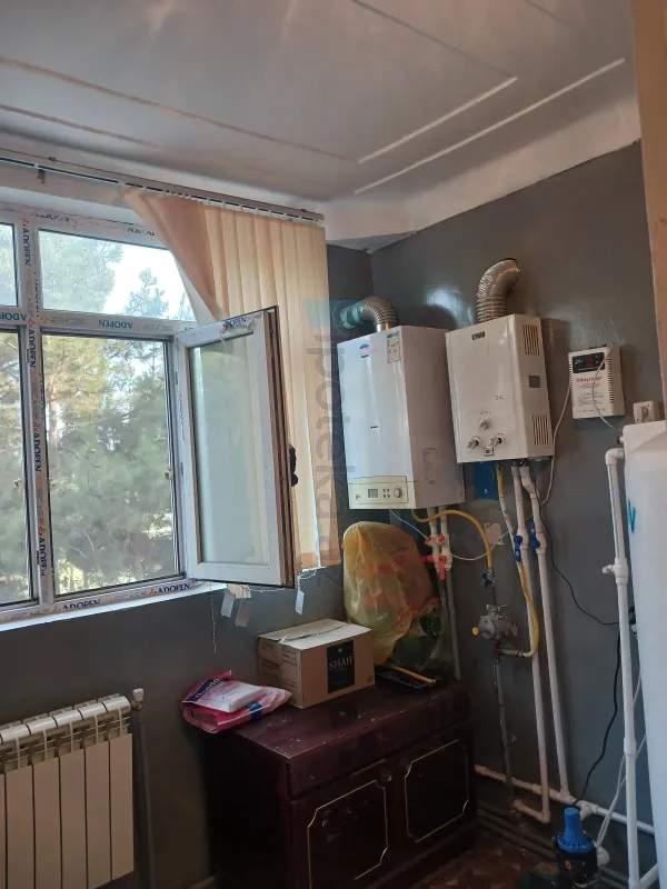 Satılır 3 otaqlı köhnə tikili 64 m²
