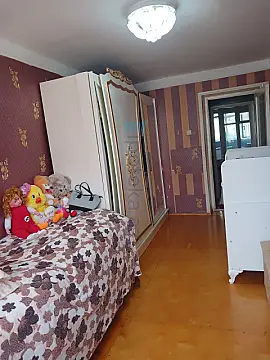 Satılır 3 otaqlı köhnə tikili 64 m²