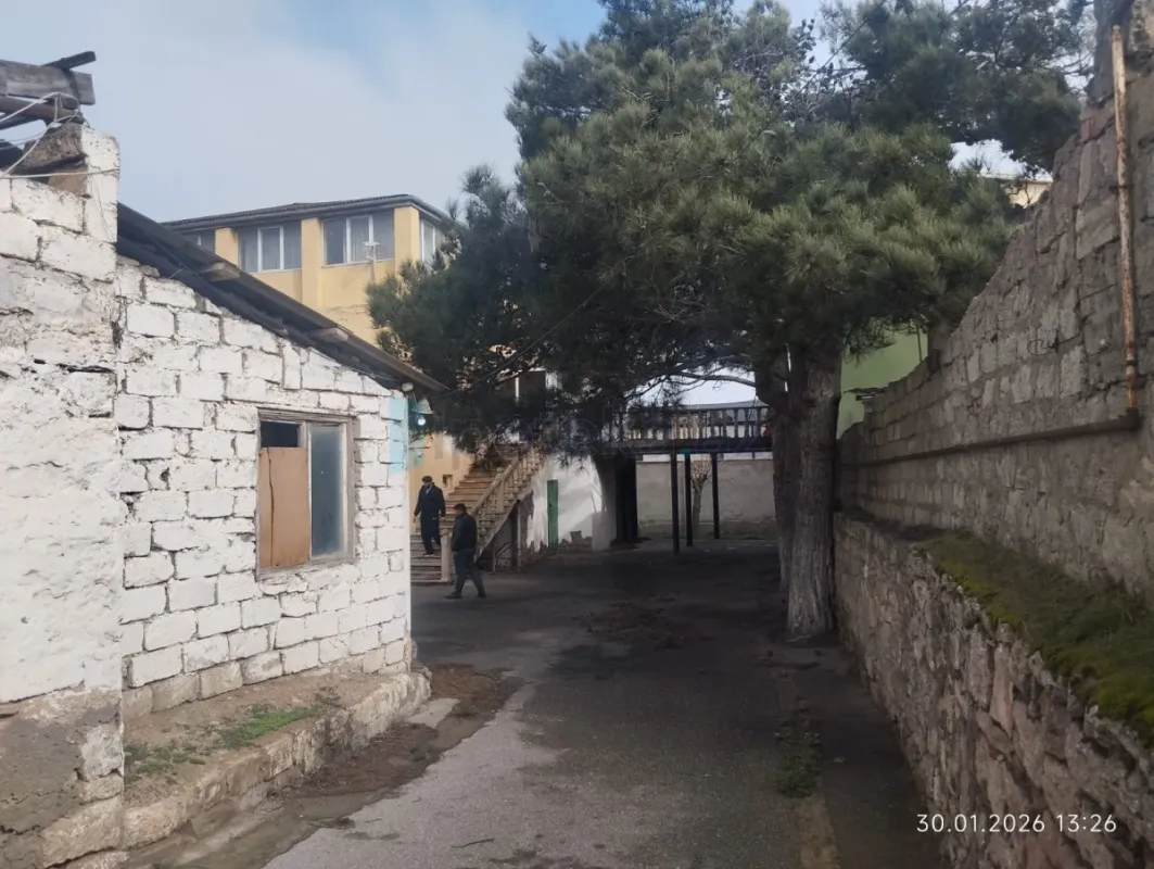 Satılır 3 otaqlı həyət evi 296 m²