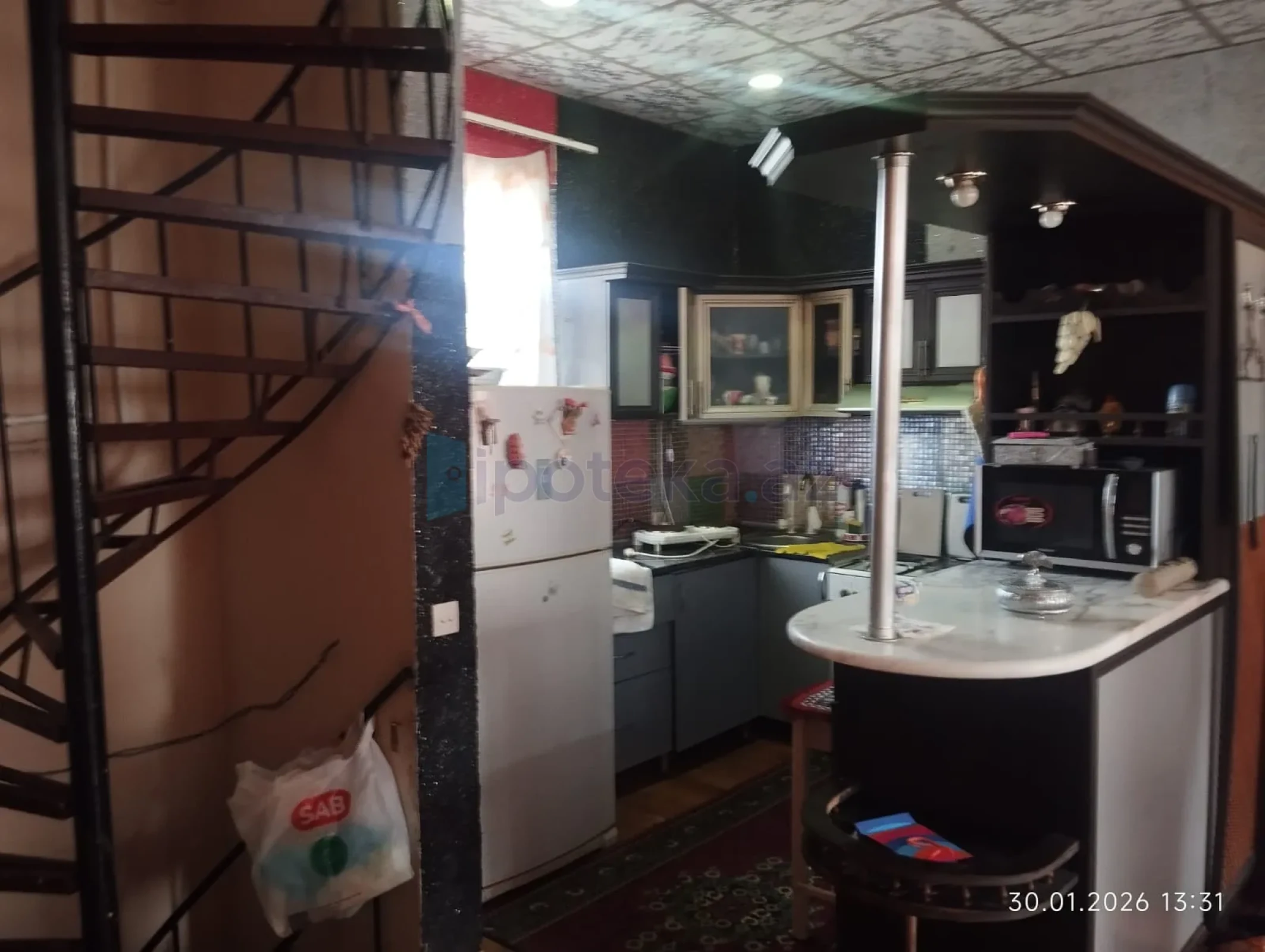 Satılır 3 otaqlı həyət evi 296 m²