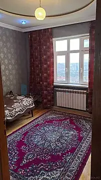 Satılır 5 otaqlı köhnə tikili 120 m² — Bakı, Yeni Günəşli 5 otaq 120.00 m²